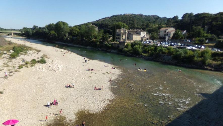 Vila Le Circuit Du Soleil Lédenon Exteriér fotografie